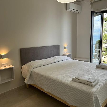Mira Taormina Rooms Bagian luar foto