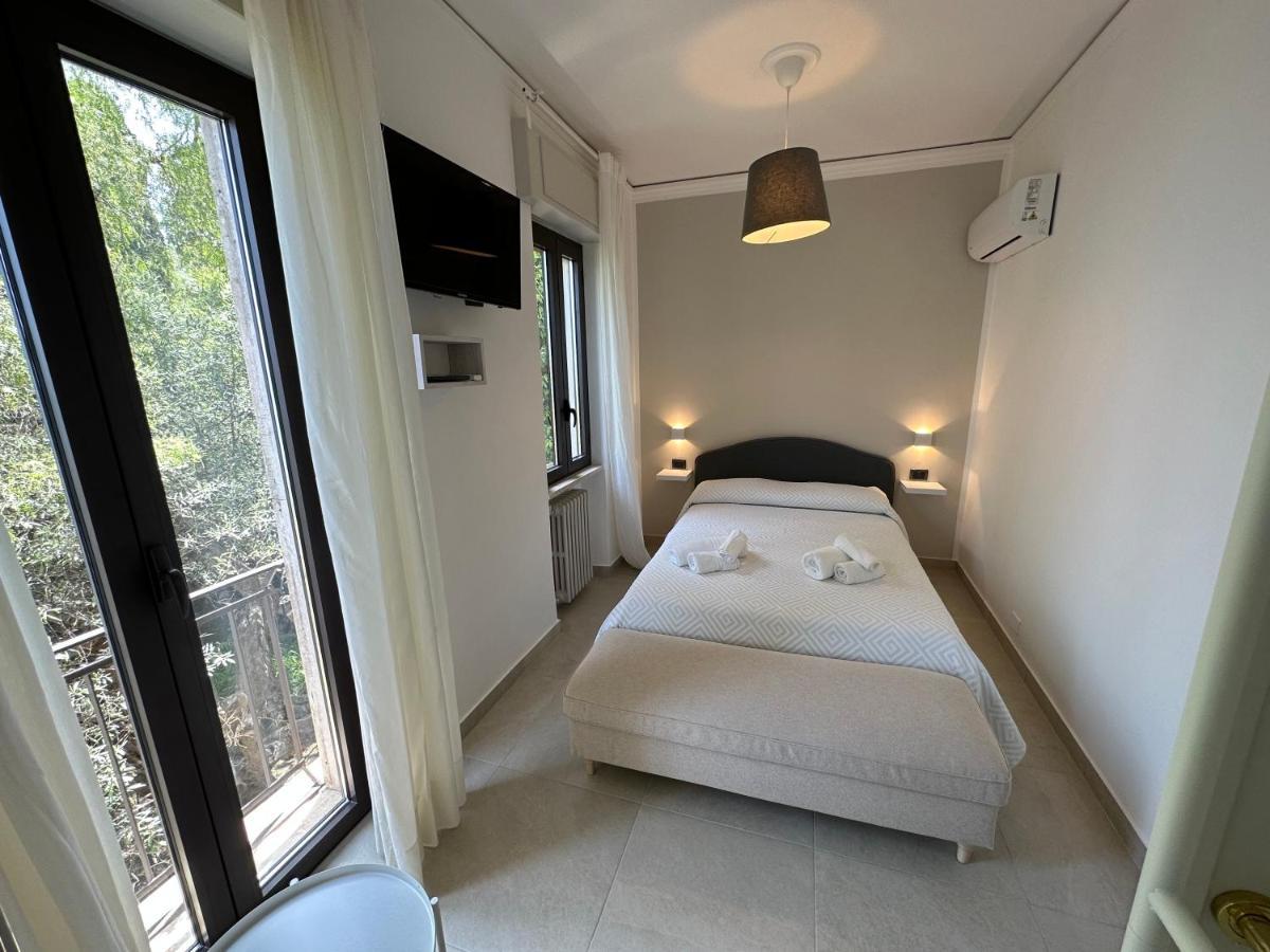 Mira Taormina Rooms Bagian luar foto