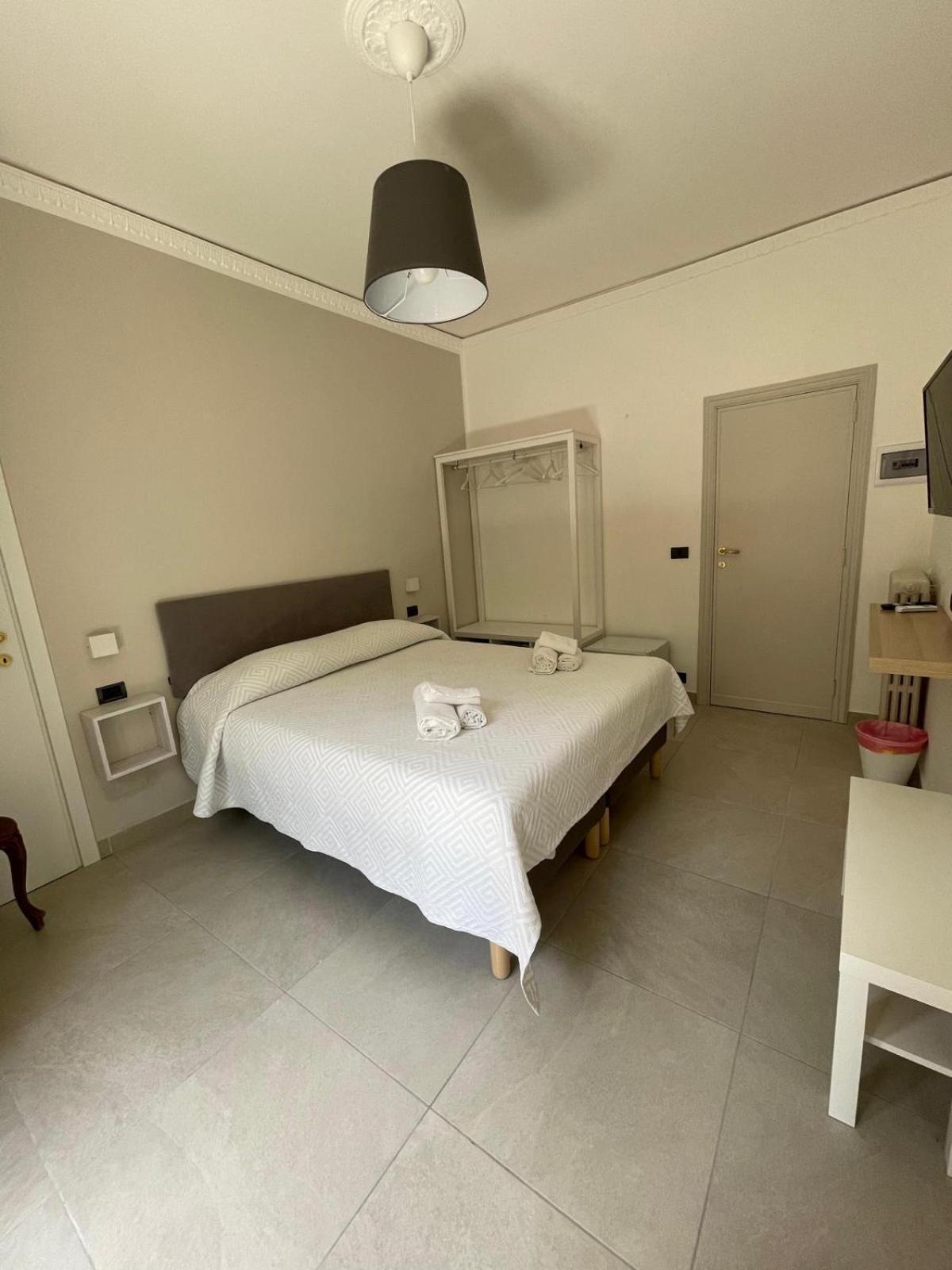 Mira Taormina Rooms Bagian luar foto